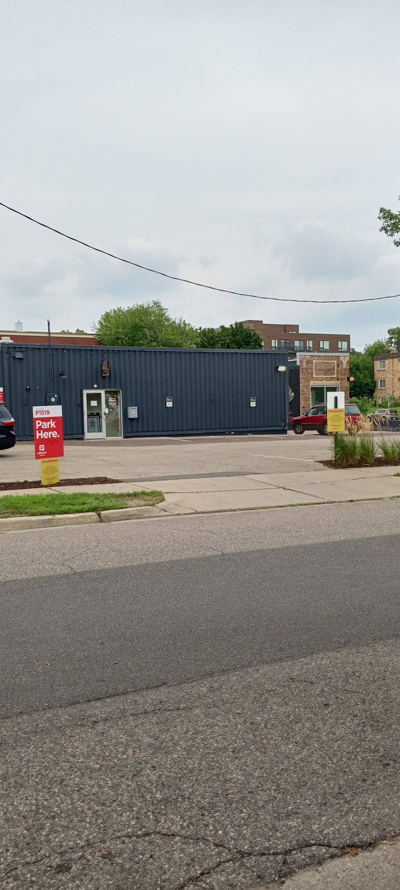 P1519 - Uptown Minneapolis