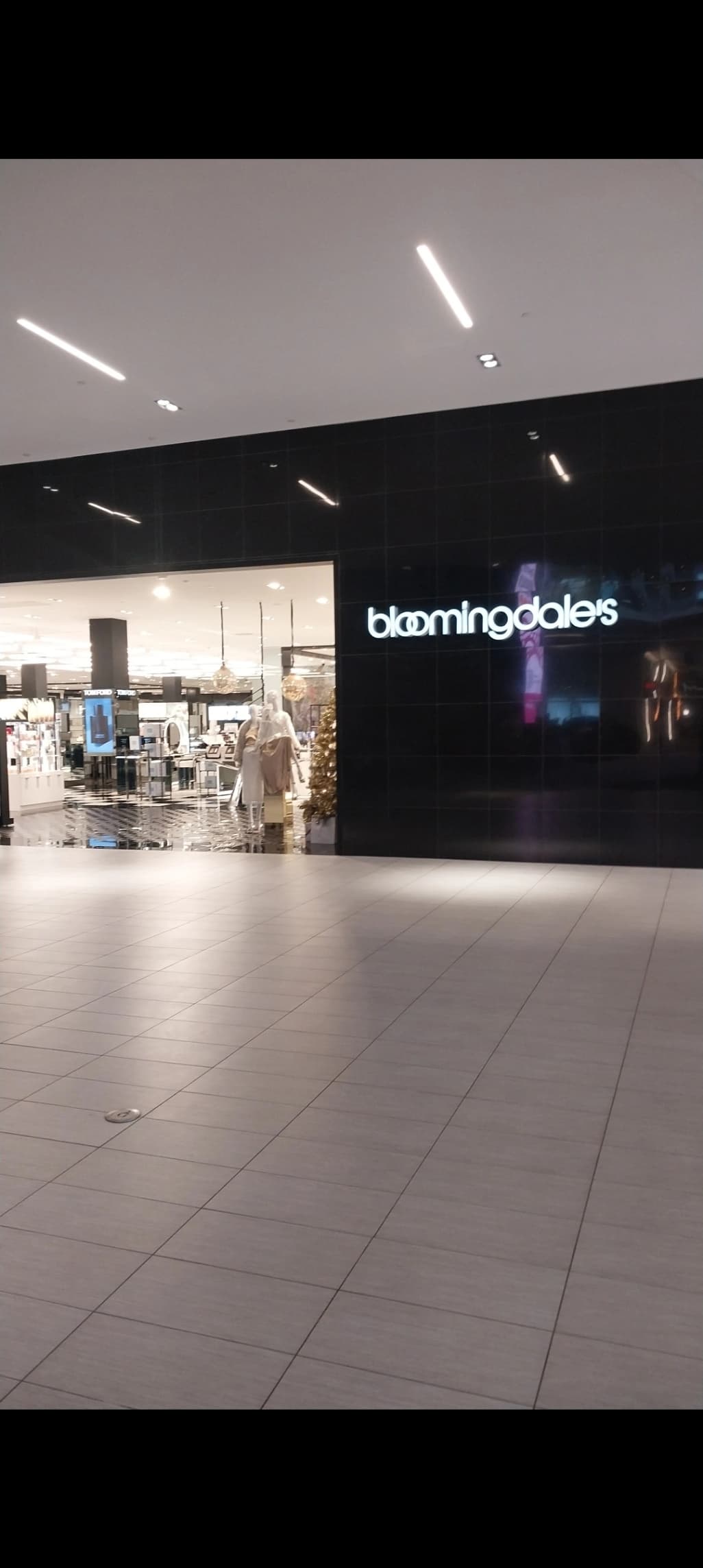 Bloomingdales @ SoNo